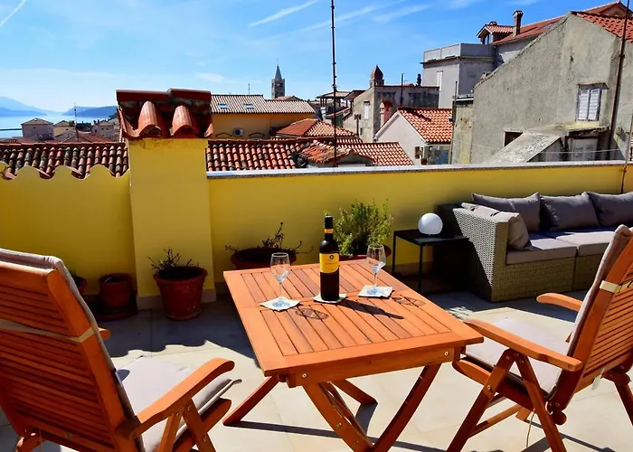 King Residence Old Town Rab - Adults Only